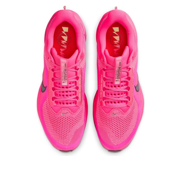 Nike Air Zoom Pegasus Premium. Hyper Pink. SIZE 9.5 - HQ2592-600